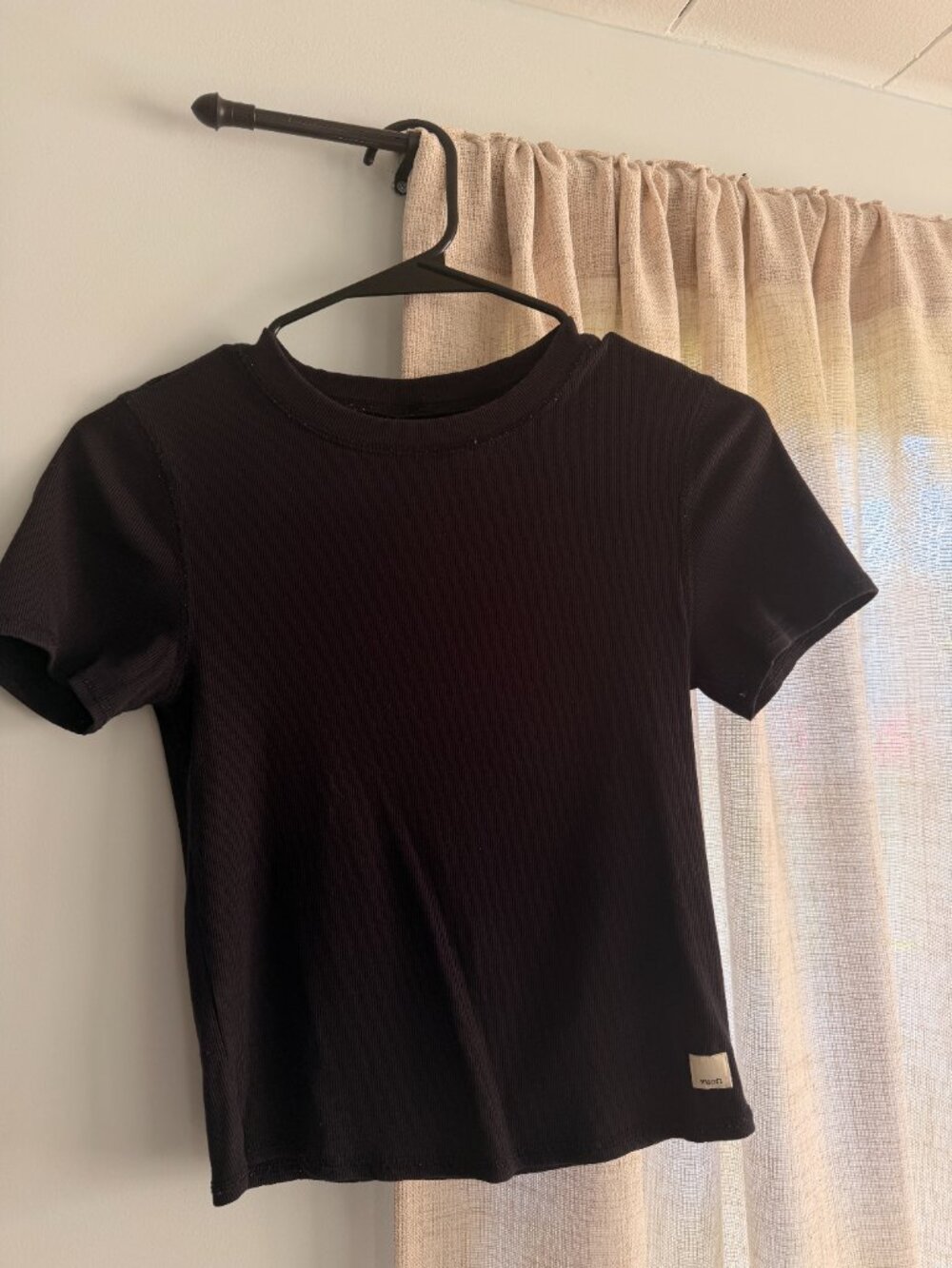 Vuori Women's Pose Fitted Tee x-Small - Picture 6 of 6